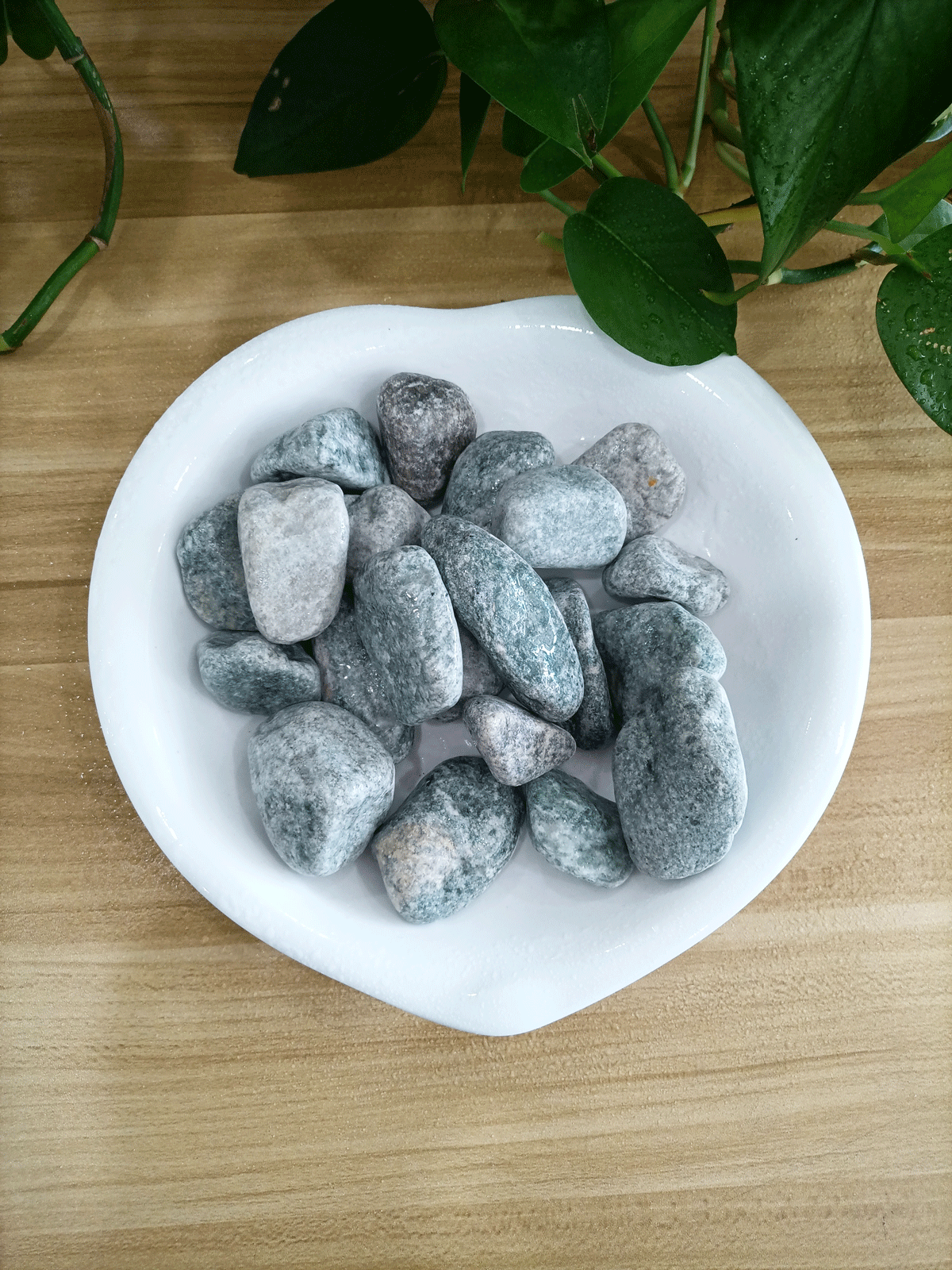 /gs-005-guangshan-green-color-pebble-ball-stone-tumbled-stone-round-stone-for-decorate-the-street-and-garden-product/